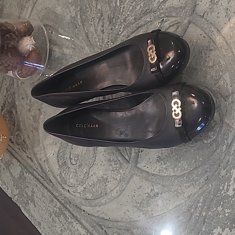 COLE HAAN WOMEN'S GEOMETRIC LEATHER BLOCK HEEL PUMPS 7.5